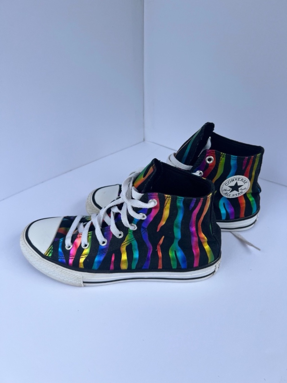 Converse Chuck Taylor High Top in Black Rainbow Zebra Print. Junior size 5